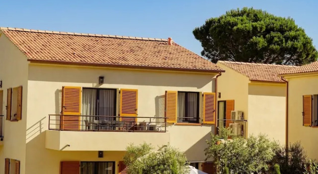 Résidence Catalina, Varaa Huoneistohotelli Saint-Florent Upper Corsica