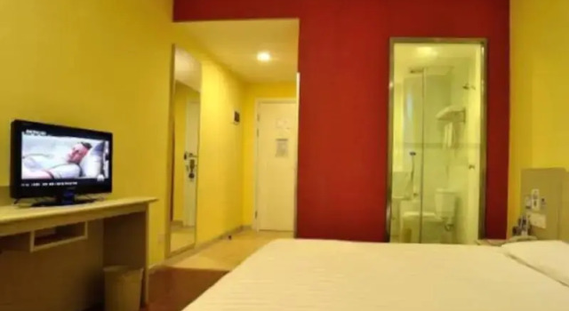 HanTing Hotel (Zhengzhou Jinshui Road), Rezervovat Hotel Čeng-čou Henan