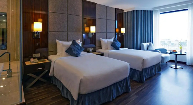 Двухместный номер Standard с видом на горы Central Luxury Hạ Long Hotel