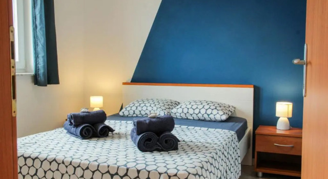Apartment Rode Mrakovcic Sonja, Забронировать Апартаменты/квартира Отели Башки с парковкой, рядом с Пляж Башка, Парковка