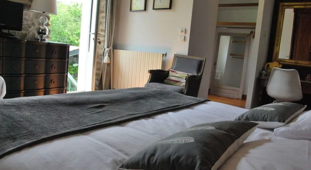 Maison Aretxola, Book Hotel Sare French Basque Country