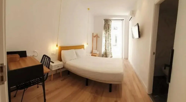 Номер Deluxe Hostal Manuela by gaiarooms