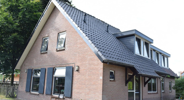Spacious Farmhouse with Barbecue near Veluwe, Rezerwuj Willa Hotele w Veluwe z parkingiem, Parking