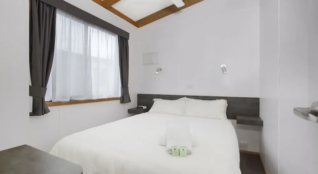 Номер Deluxe с 2 комнатами с балконом Warrnambool Holiday Village
