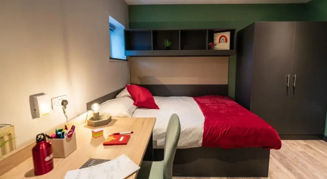 Студия Sherbourne Student Village