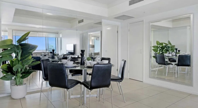 Номер Standard с 3 комнатами с балконом и с видом на океан Holiday Holiday Chevron Renaissance Apartments