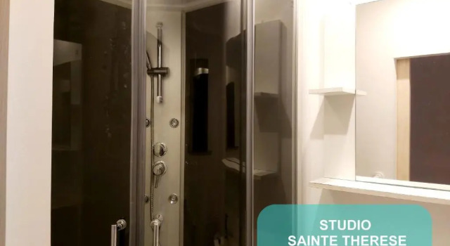 Студия Bernadette Cosy Flat - 3 minutes walk main door to sanctuary entrance- Old Town - Bernadette de Soubirouss neighborhood - Chapel for Prayer on site