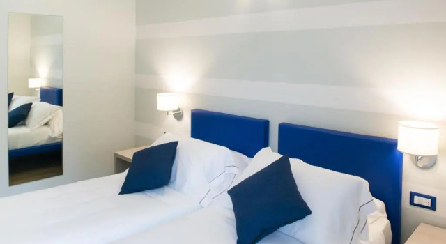 Трёхместный номер Superior Hotel Eden Garda