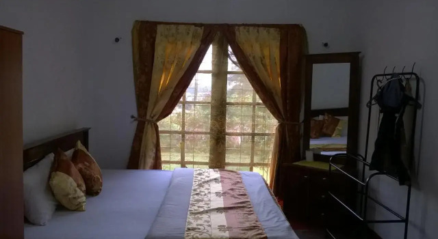 Srihelyes Inn