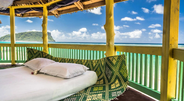 Taufua Beach Fales, Prenota Hotel Lalomanu Upolu