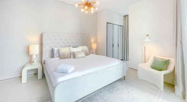Luxury Living Amongst the Clouds, Забронировать Отель Джумейра , рядом с Dubai Marina Yacht Club