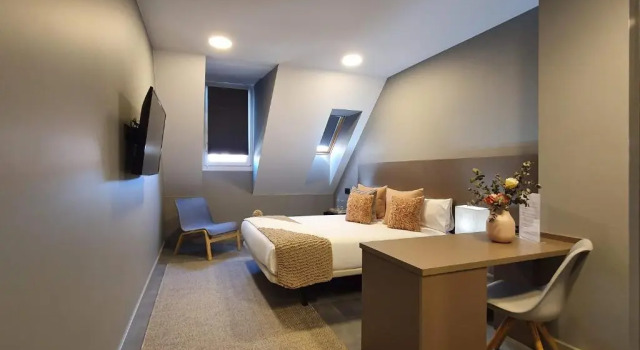 Apartahotel 5dos5, Rezerwuj Apartamentowiec hotelowy Apart-hotele w Asturia, Apartamentowiec hotelowy