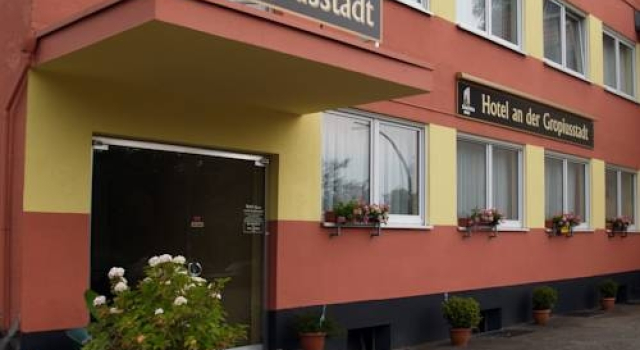 Hotel Garni an der Gropiusstadt