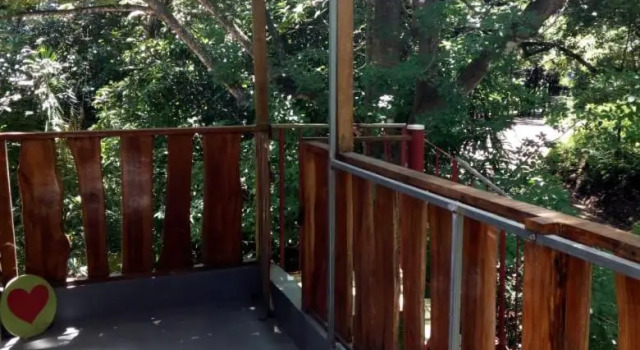 1 Bedroom G-Land Burnt Toast Surfcamp