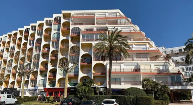 Apartamento Inmobahia - BII - 802, Забронировать Апартаменты/квартира Отели Alt Empordà с парковкой, Парковка