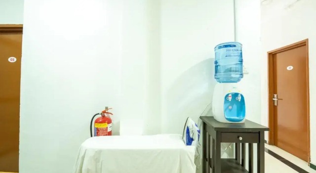 Mary J Hotel Family 10 pax room