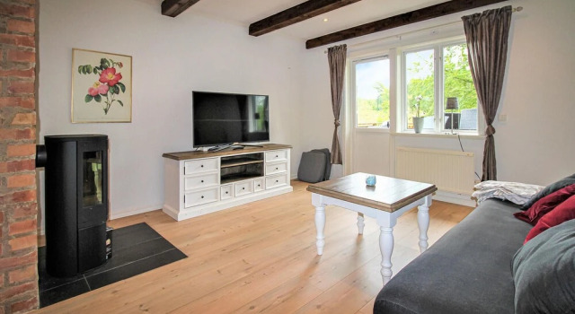 Beautiful Home in Munka Ljungby With 2 Bedrooms and Wifi, Book Hotel  
