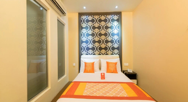OYO 126 Rae Hotel