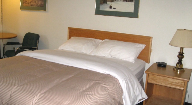 Colonial Inn