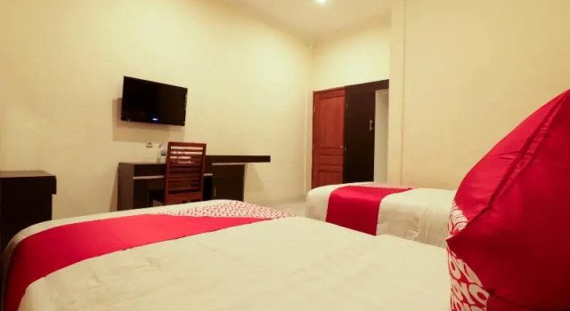 Двухместный номер Standard OYO 1117 New Garuda Hotel