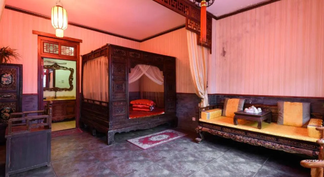Люкс Deluxe Qianmen Courtyard Hotel