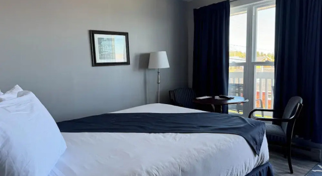 Двухместный номер Standard с балконом и рядом с пляжем Hotel-Motel Fleur de Lys