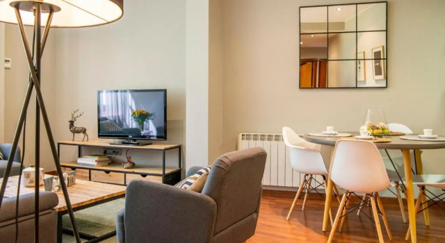 Up Rooms Banyoles, Забронировать Отель Отели и гостиницы Баньолес, Отель