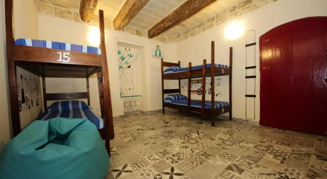 Dormitory shared hostel by Vallettastay, Забронировать Хостел Хостелы Мальты, Хостел