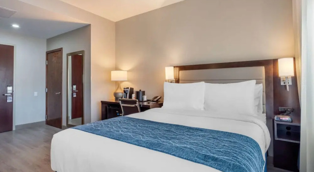 Двухместный номер с балконом Comfort Inn Prospect Park-Brooklyn