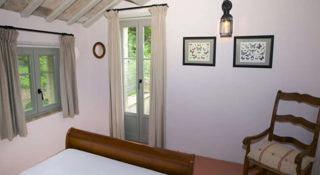 Spacious Mansion in Corinaldo with Barbecue, Rezervovat Hotel  
