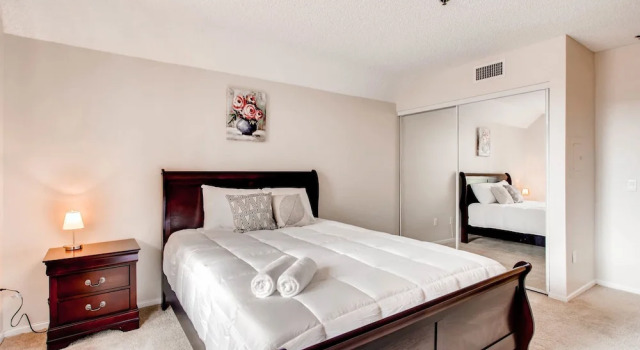 Amazing 1 BR in the Heart of Gaslamp, Забронировать Отель Бизнес-отели Сан-Диего, рядом с Вестфилд Хортон Плаза, 4* 5*