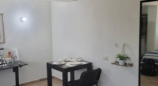habitacion , tipo hotel 4 personas aire acond,, independiente, nuevo TV smart 60 pulgadas