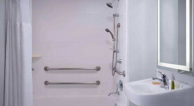 Номер Standard Hilton San Jose