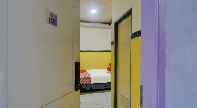 Номер Standard Hotel O Superstar Kost Dan Homestay