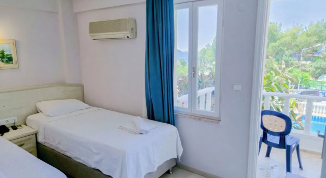 Двухместный номер Standard с балконом и с видом на море Habesos Hotel