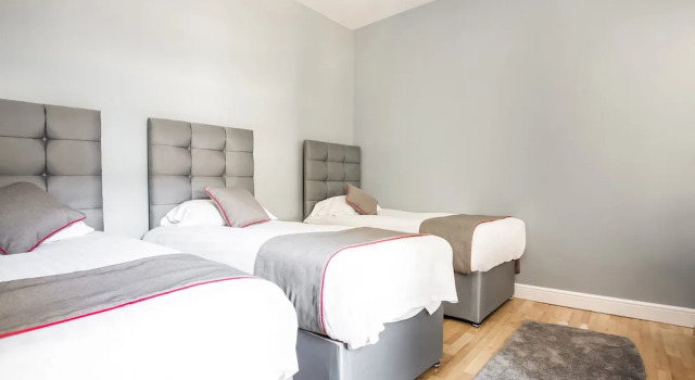 Люкс Deluxe Clifton Mount Hotel