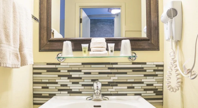 Четырёхместный номер Classic Home Hotel Lava Hot Springs