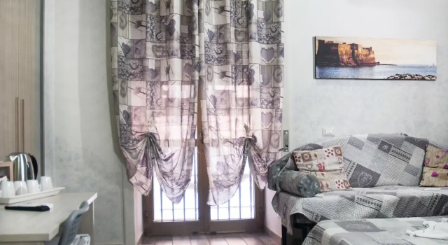Standard Familie Zimmer mit Balkon B&B VIVA NAPOLI