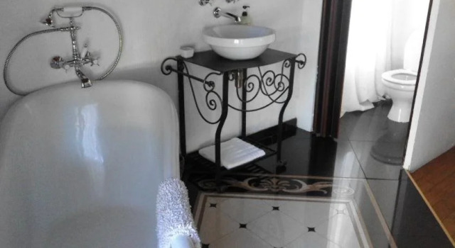 The King's Chateau, Boek Hotel Klerksdorp North West
