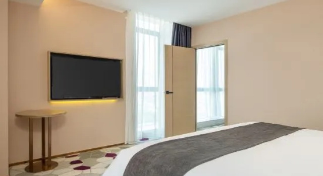 Двухместный люкс Deluxe Lavande Hotel (Shenzhen Guangming Science City, Sun Yat-sen University Metro Station)