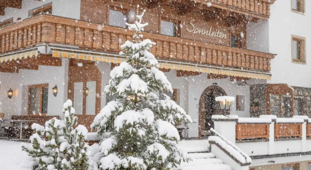 Hotel Pension Sonnleiten, Rezervasyon Otel Tux Hintertux Glacier