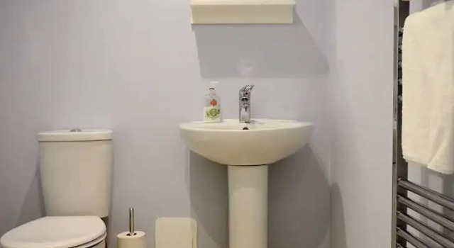 Апартаменты JOIVY 3BR Flat in Haymarket with Free Parking
