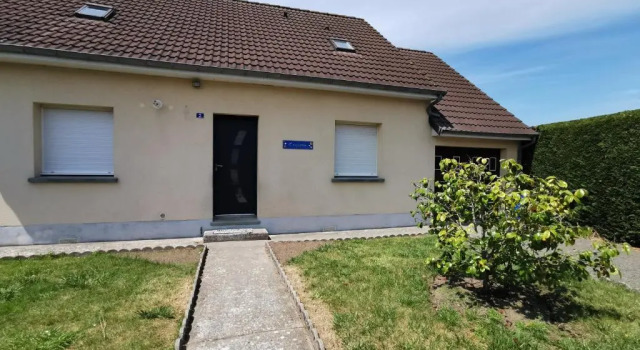 Escapade, Book Hotel Brehal Manche