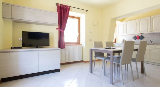 Italianway - Piandelvino 11/b, Buchen Sie Hotel Valdidentro Oberes Veltlin