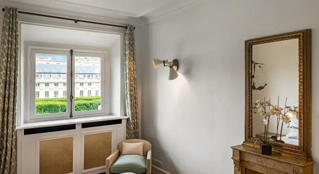 Palais Petit - Two Bedroom Apartment, Забронировать Апартаменты/квартира Париж Иль-де-Франс, рядом с Лувр — Риволи