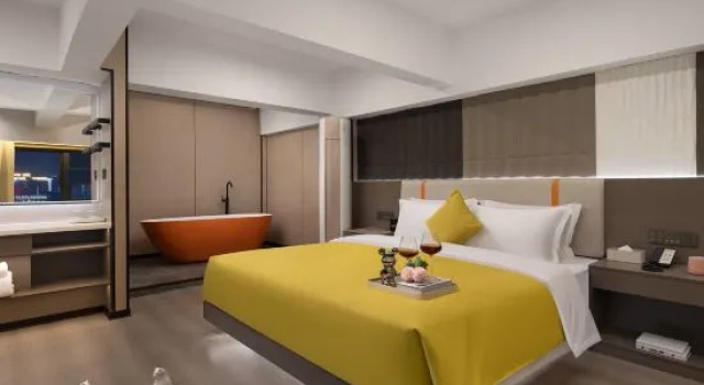 Люкс Дуплекс c 1 комнатой Huaxi Jinse Intelligent Cinema Hotel (Neijiang High-speed Railway North Station)