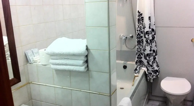 Номер Superior London Visitors Hotel
