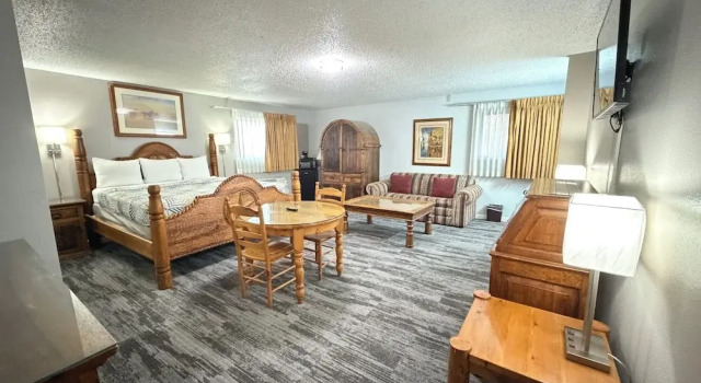 Suite Regency Inn