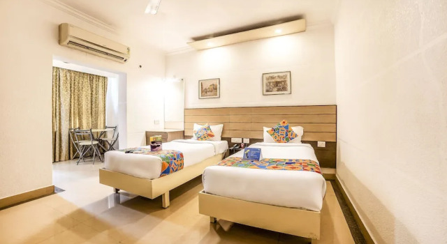 Номер Premium FabHotel Flamingo Anna Nagar