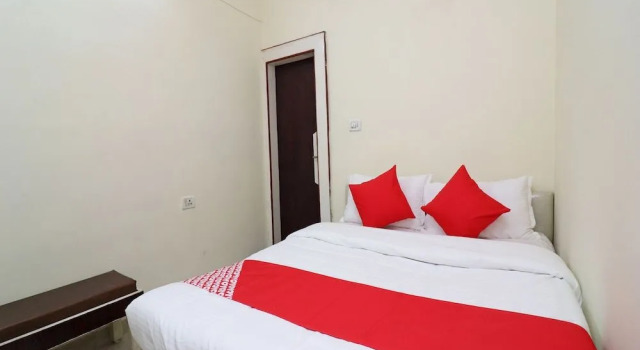OYO 24119 Hotel Rama Krishna